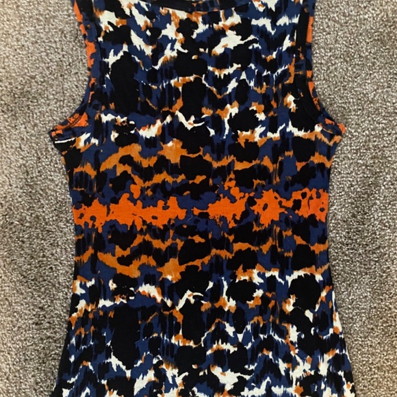 Buckle tank top - Picture 3 of 3